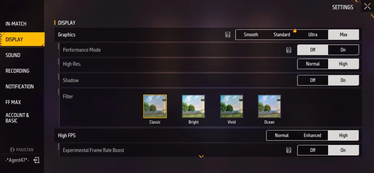 The Free Fire display settings with graphics presets from Smooth to Max, performance mode and the High FPS options